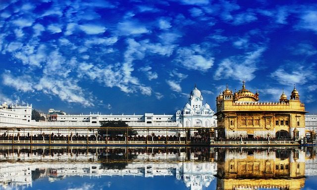 קדושה בזהב – אמריצר (פנג'ב), הודו