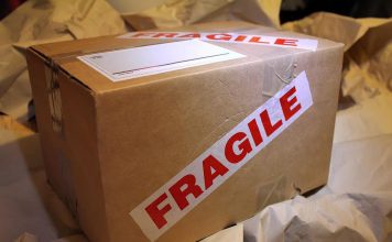 מדוע לשלוח עם DHL?